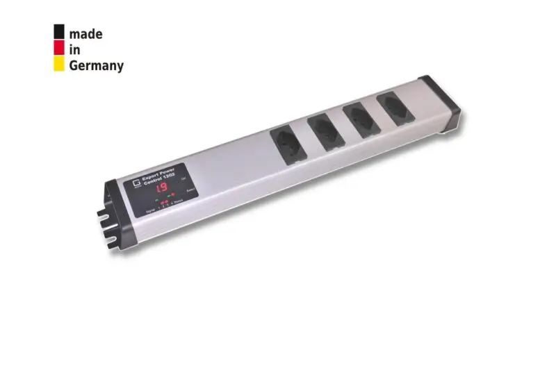 4-fold switched and metered PDU, 4 x safety socket type F